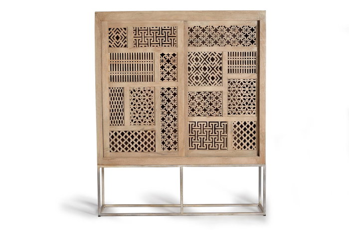 GINER Y COLOMER Vitrina con 2 puertas correderas en madera de teca y mango color natural